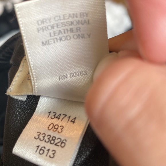 MUST GO 🥳NEW ITEM HUGO BUSCATTI  leather pants 🌸🌸 - Picture 8 of 12